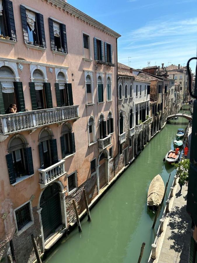 Rosa Apartment Venesia Bagian luar foto