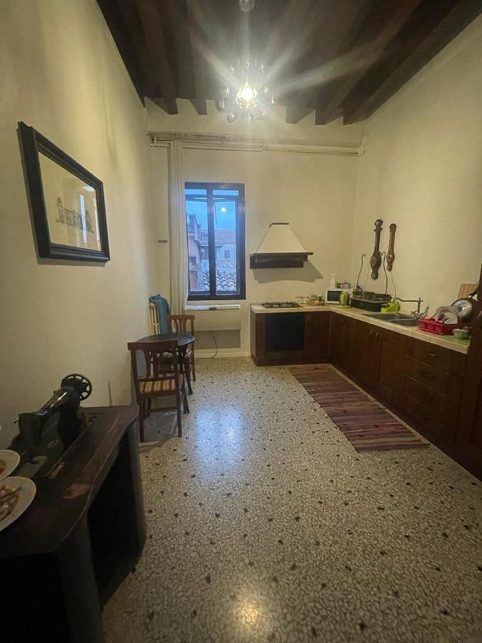 Rosa Apartment Venesia Bagian luar foto