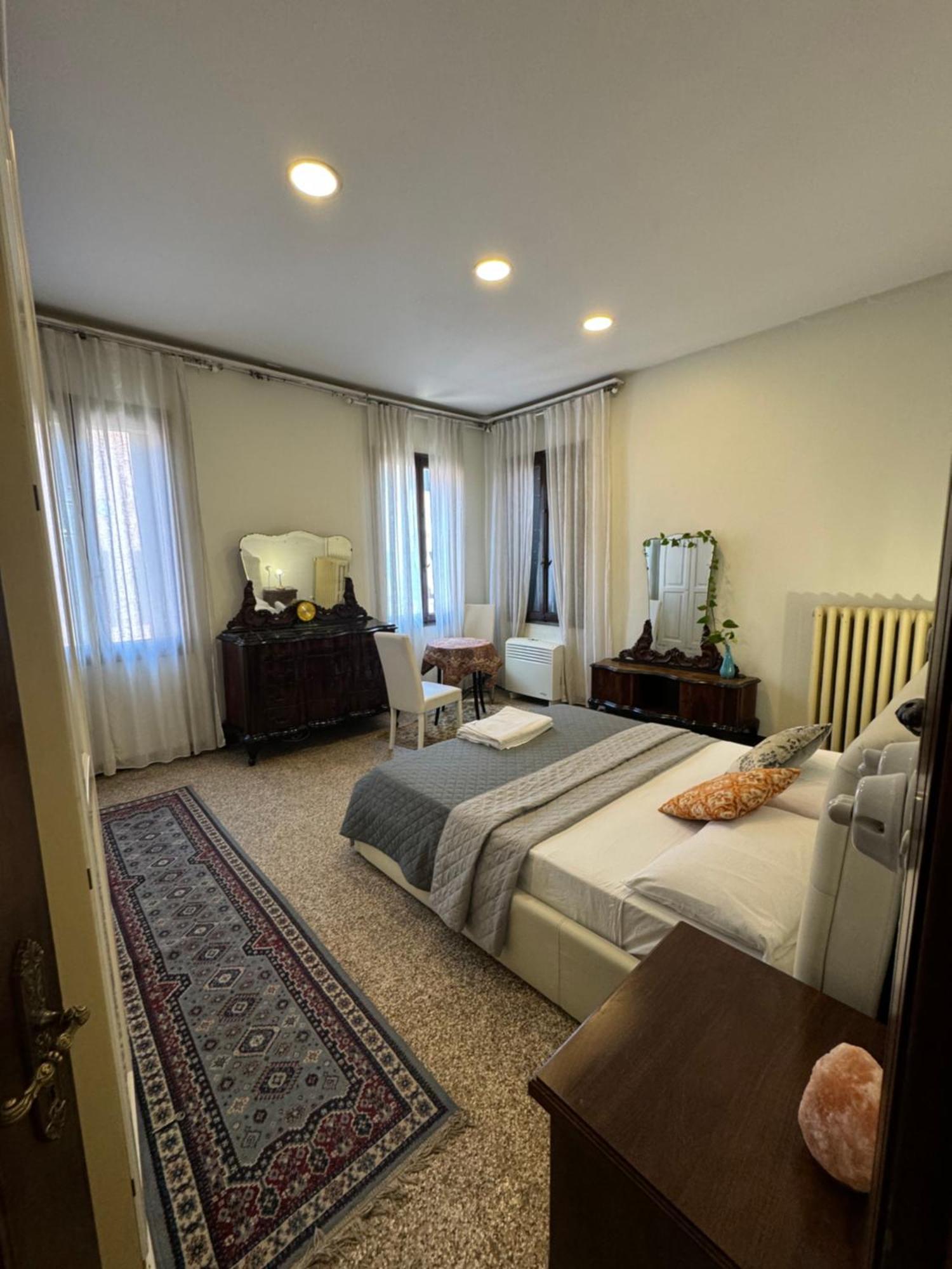 Rosa Apartment Venesia Bagian luar foto