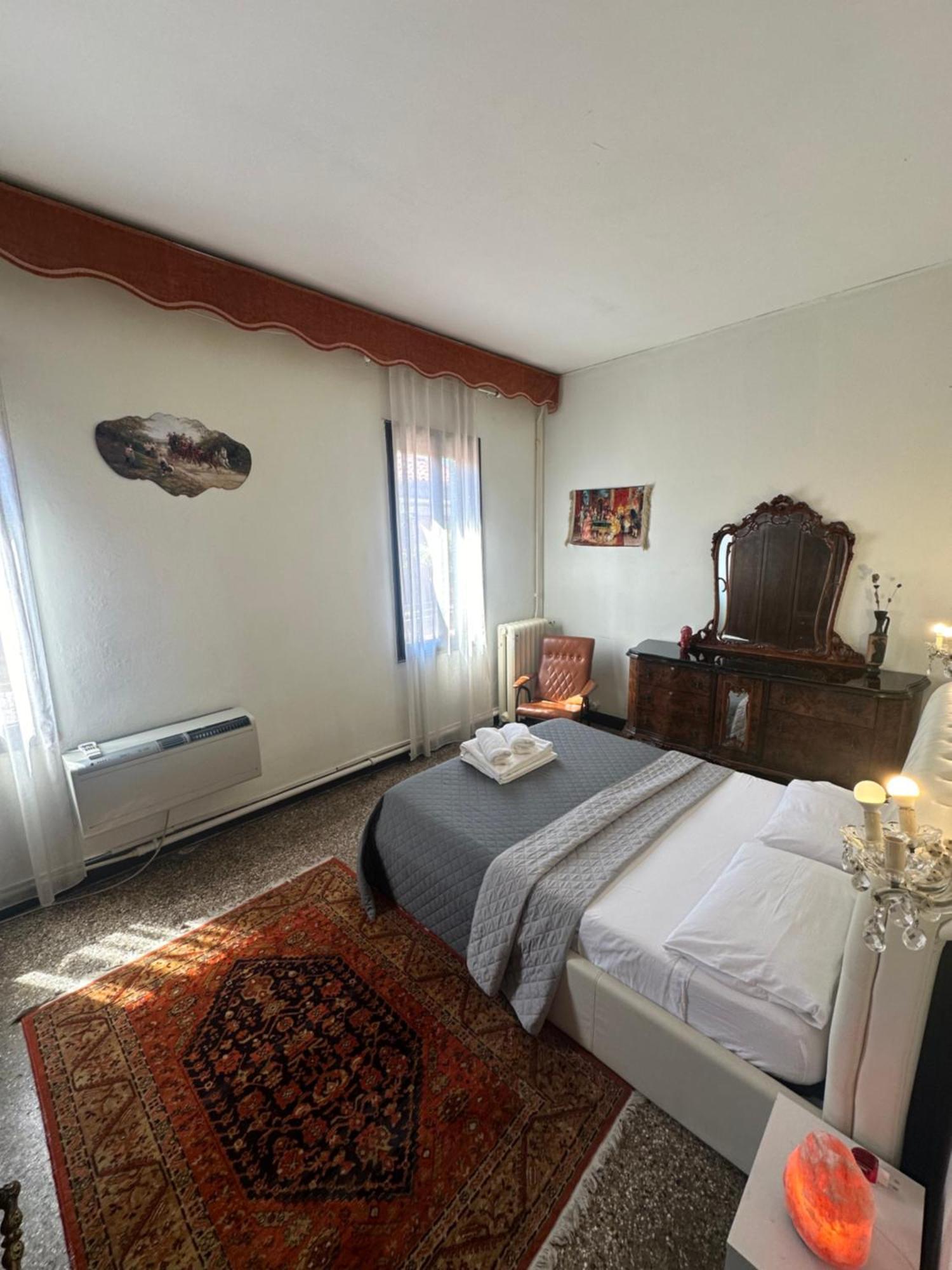 Rosa Apartment Venesia Bagian luar foto