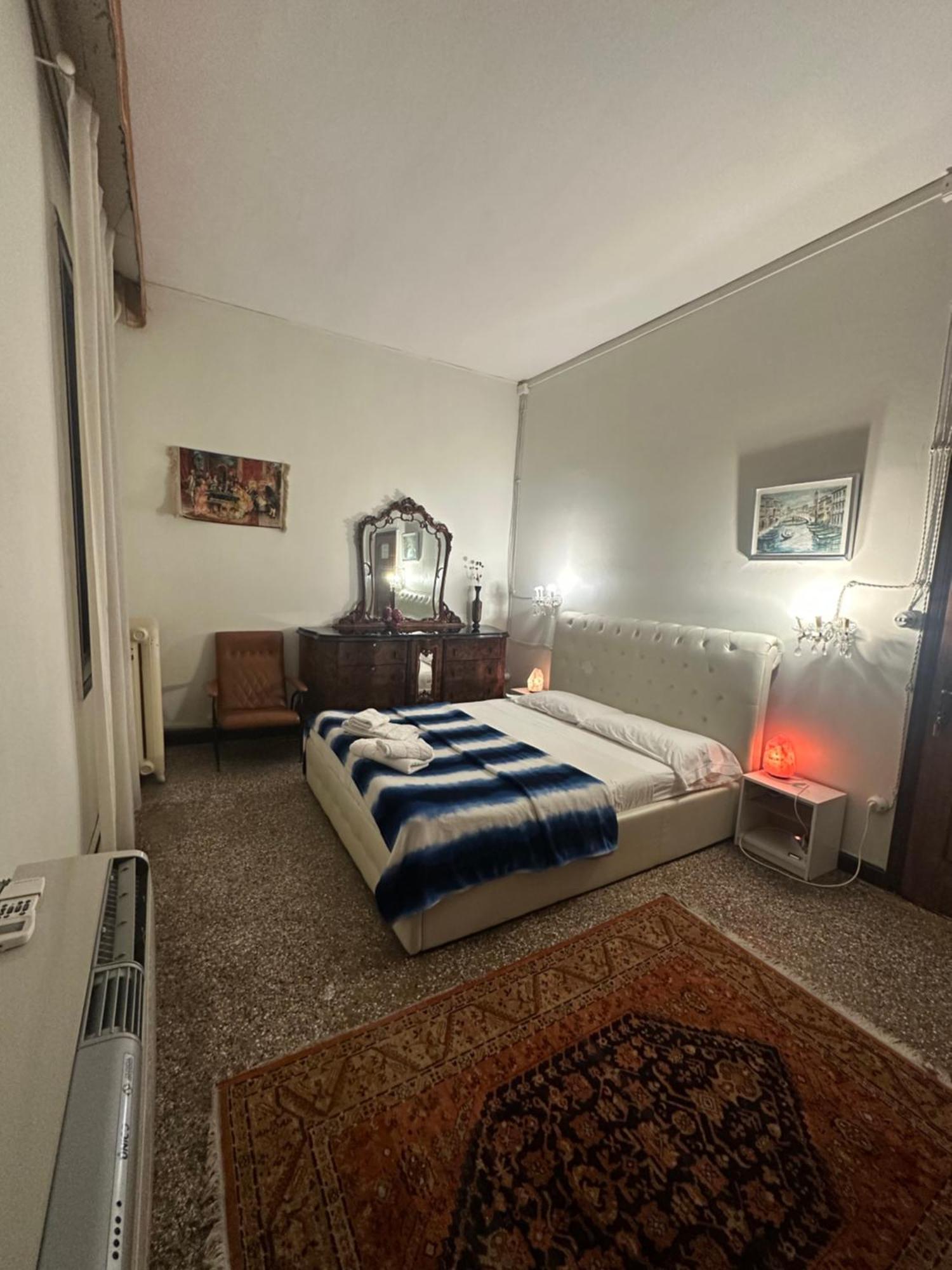 Rosa Apartment Venesia Bagian luar foto