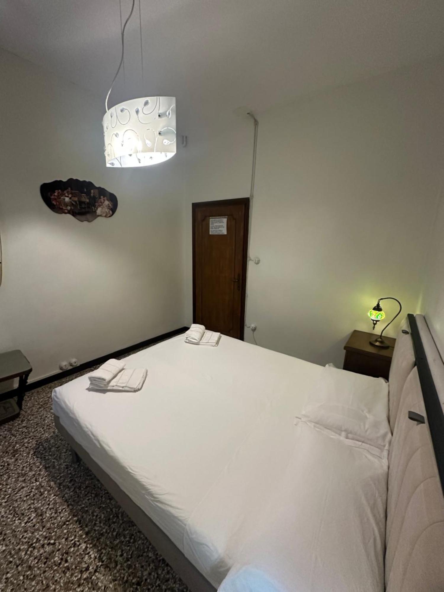 Rosa Apartment Venesia Bagian luar foto