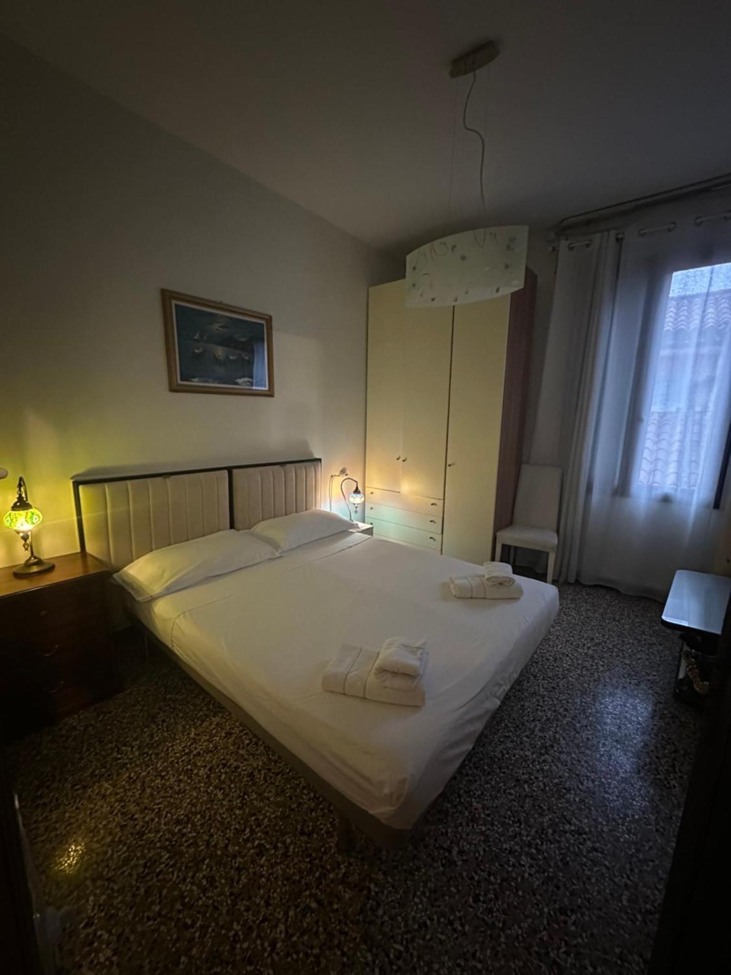 Rosa Apartment Venesia Bagian luar foto